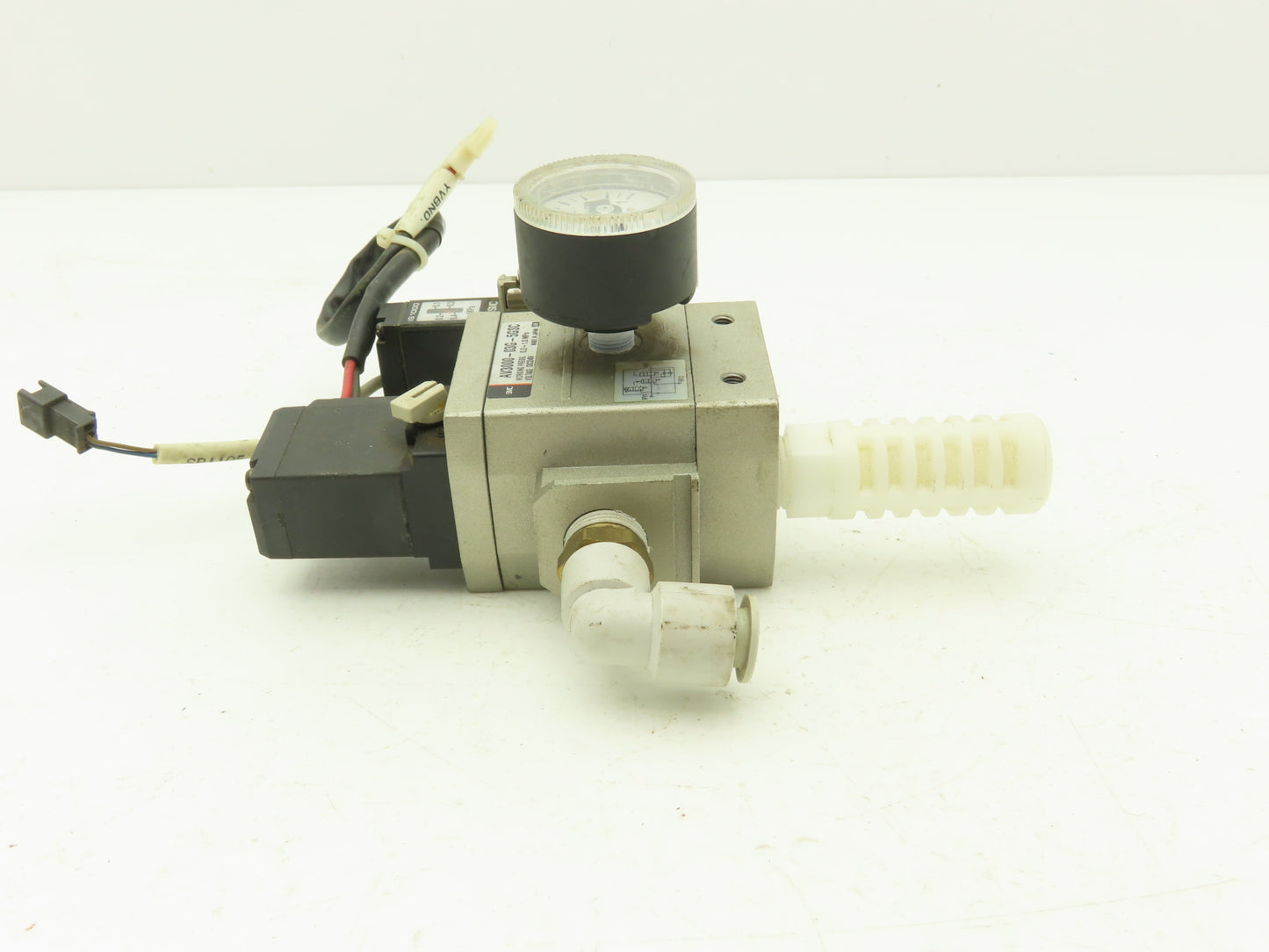 SMC AV3000-03G-5GSC Pneumatic Soft Start Valve 0.2-1.0Mpa 3/8"NPT 24VDC