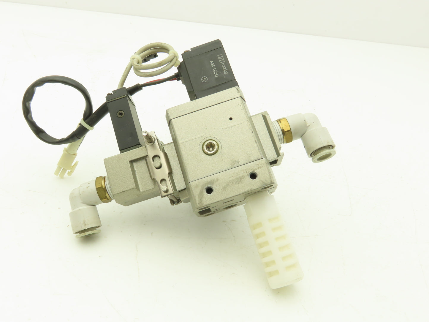 SMC AV3000-03G-5GSC Pneumatic Soft Start Valve 0.2-1.0Mpa 3/8"NPT 24VDC