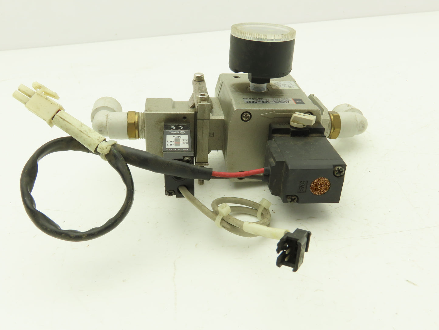 SMC AV3000-03G-5GSC Pneumatic Soft Start Valve 0.2-1.0Mpa 3/8"NPT 24VDC