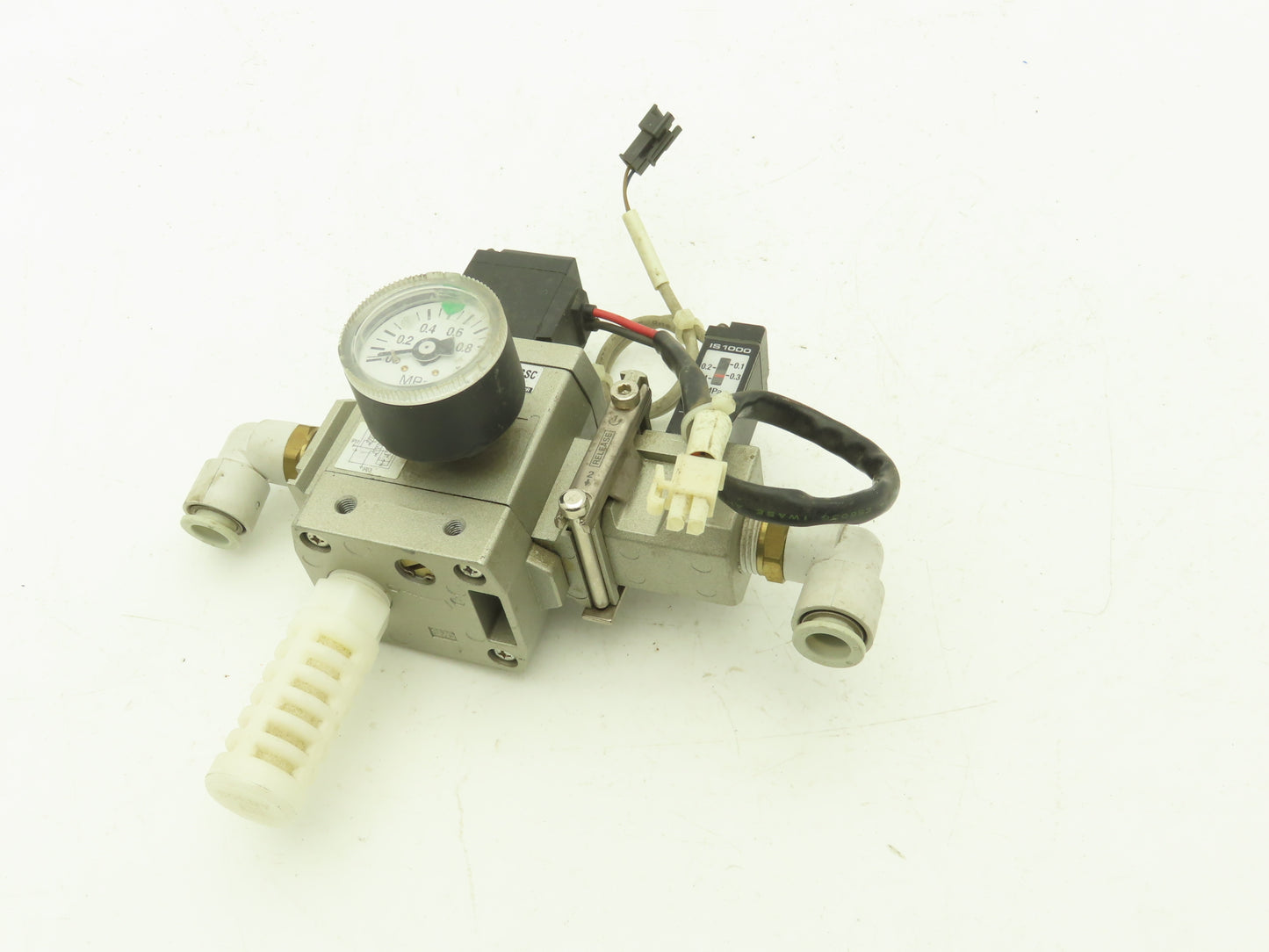 SMC AV3000-03G-5GSC Pneumatic Soft Start Valve 0.2-1.0Mpa 3/8"NPT 24VDC