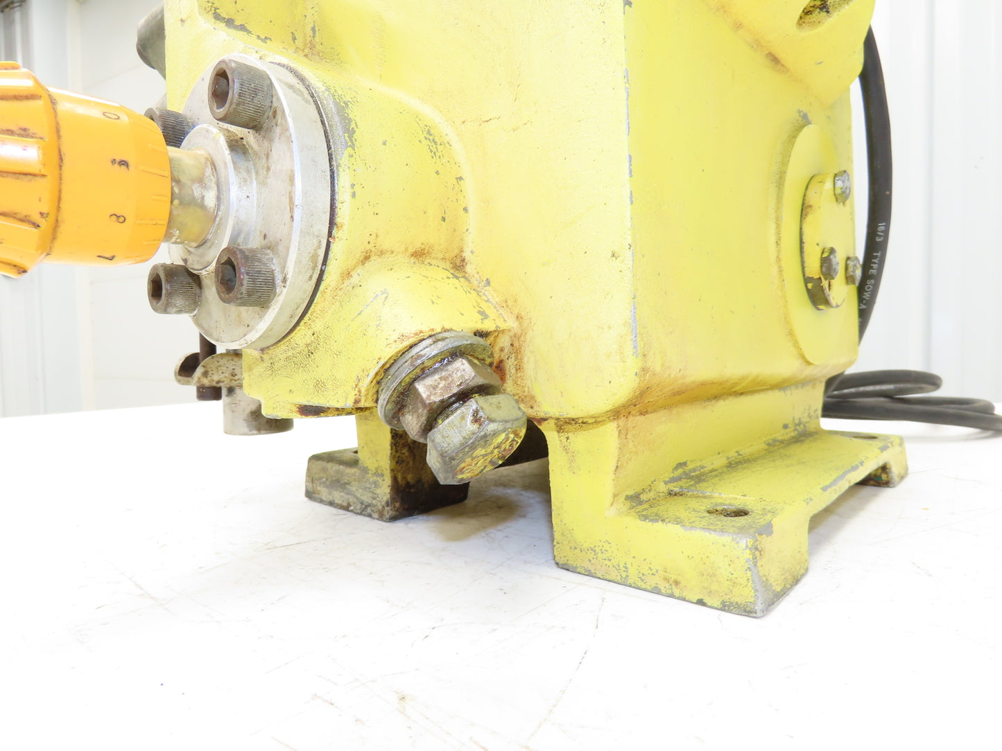 Pulsafeeder Hydracone R1 Metering Pump Hydraulically Actuated Diaphragm 1/4Hp