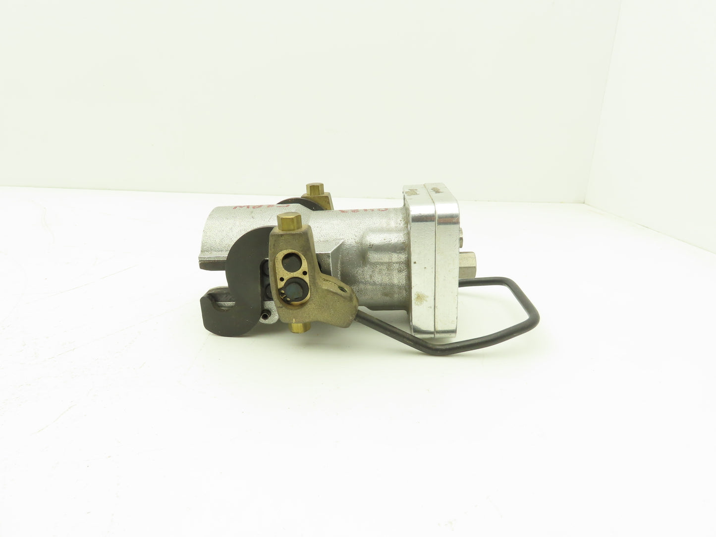 Destaco Quick Disconnect Manual Tool Changer Bore 1-7/8" Jaw Lock 3-1/4" W