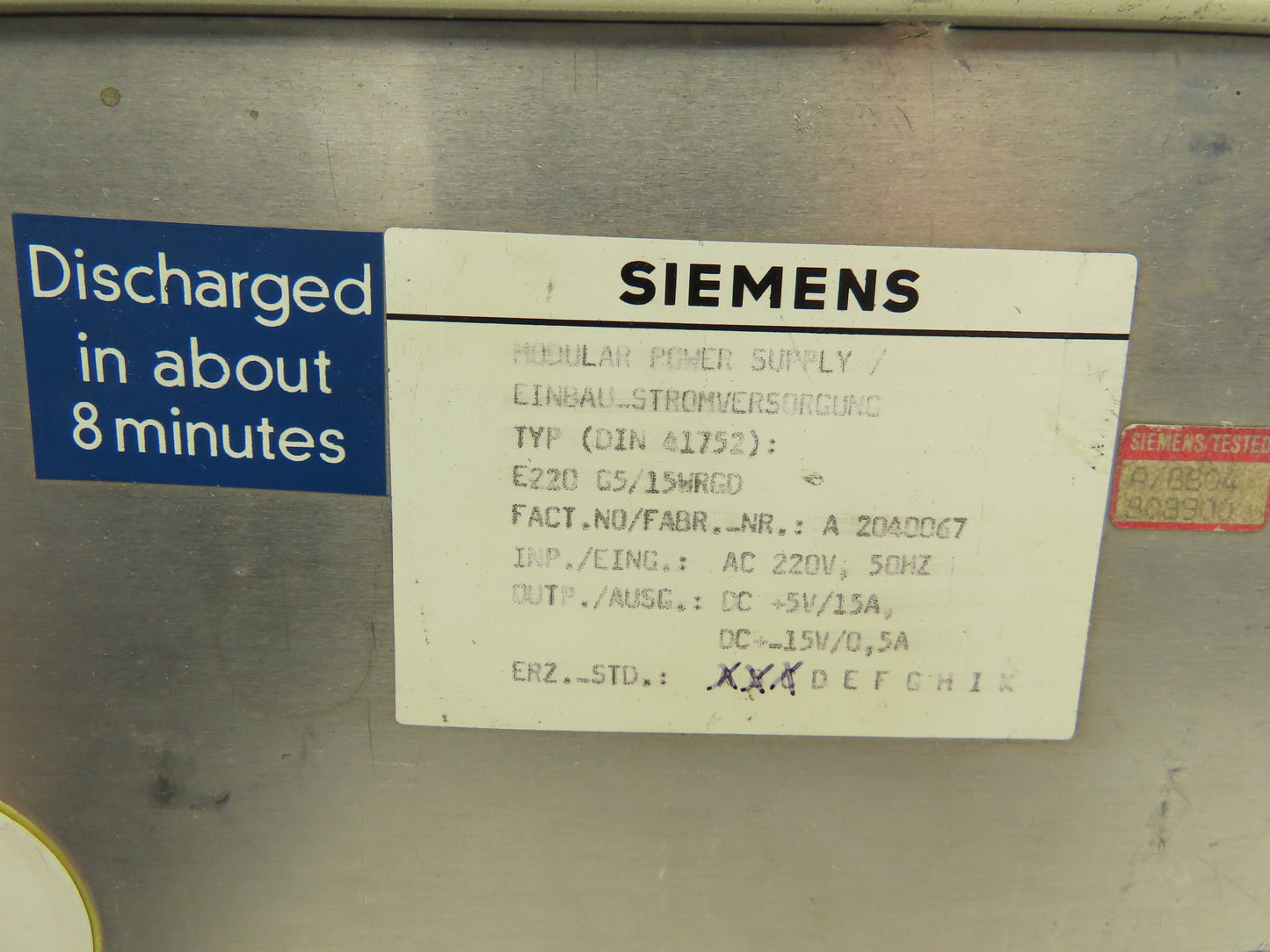 Siemens 6EW1861-3AA Power Supply 220VAC Input 5VDC Output Type DIN 41752
