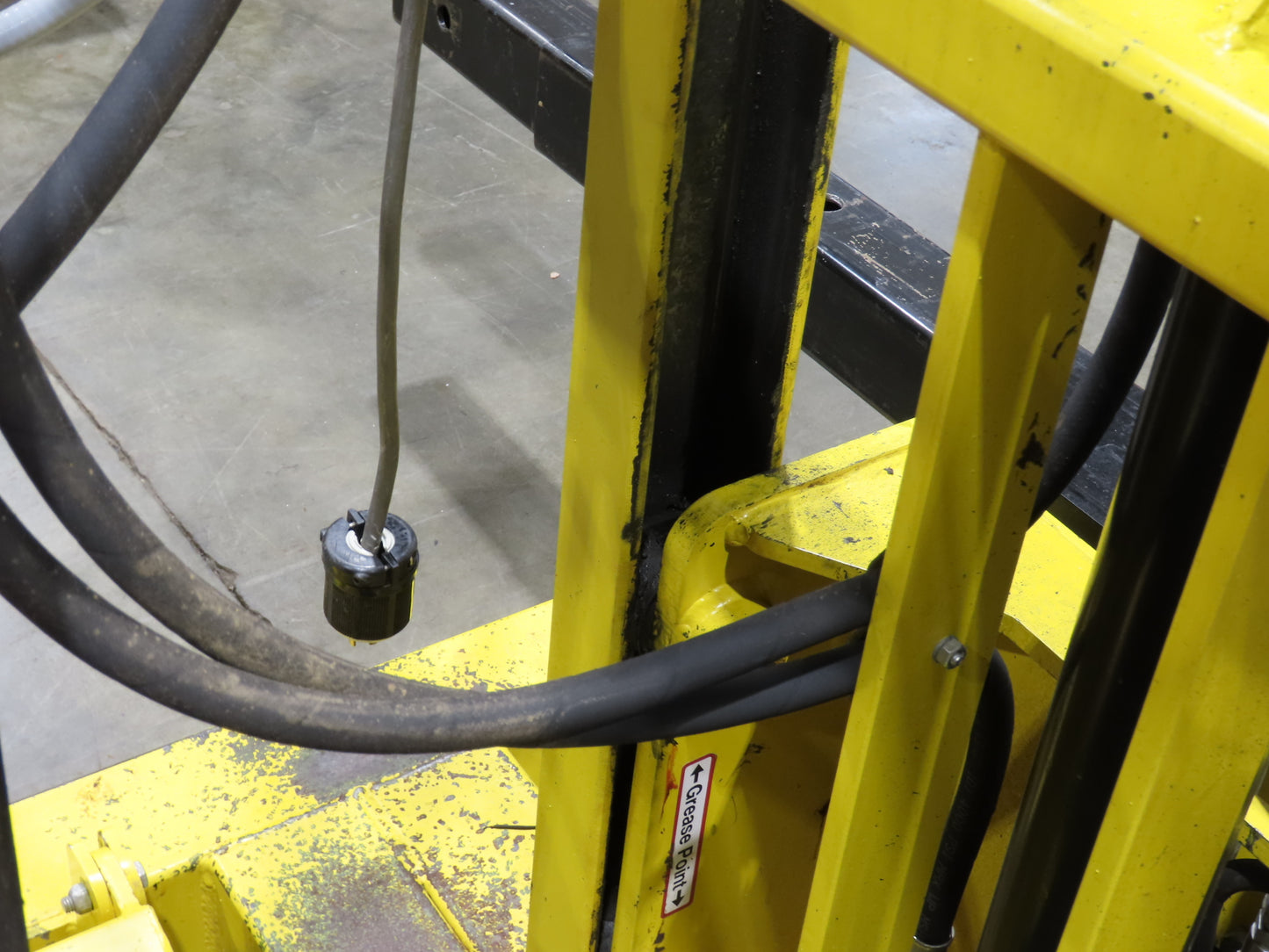 PWI 4K72R Mobile Frame Chassis Rotator RV Trailer Hydraulic 230/480V 3Ph 4000lbs