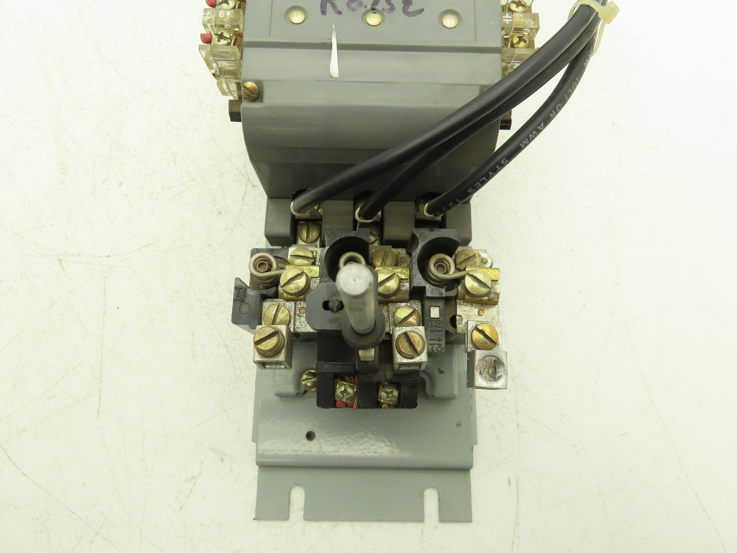 Furnas 22FP32AFE3 Reversing Motor Starter 25Hp Size 2 Max 45A 600 VAC Overload