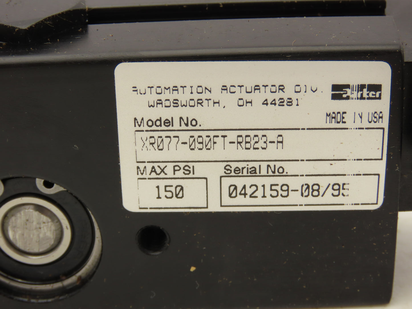 Parker XR077-090FT-RB23-A Pneumatic Rotary Actuator 3/8" Shaft 90Deg Rotation