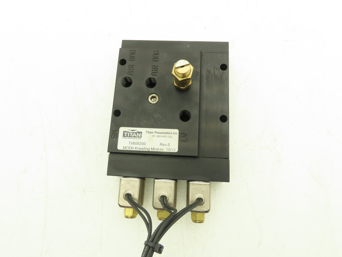 Titan Pneumatic 3-Station Kneeling Module Solenoid Valve Manifold 28VDC 1/4"NPT