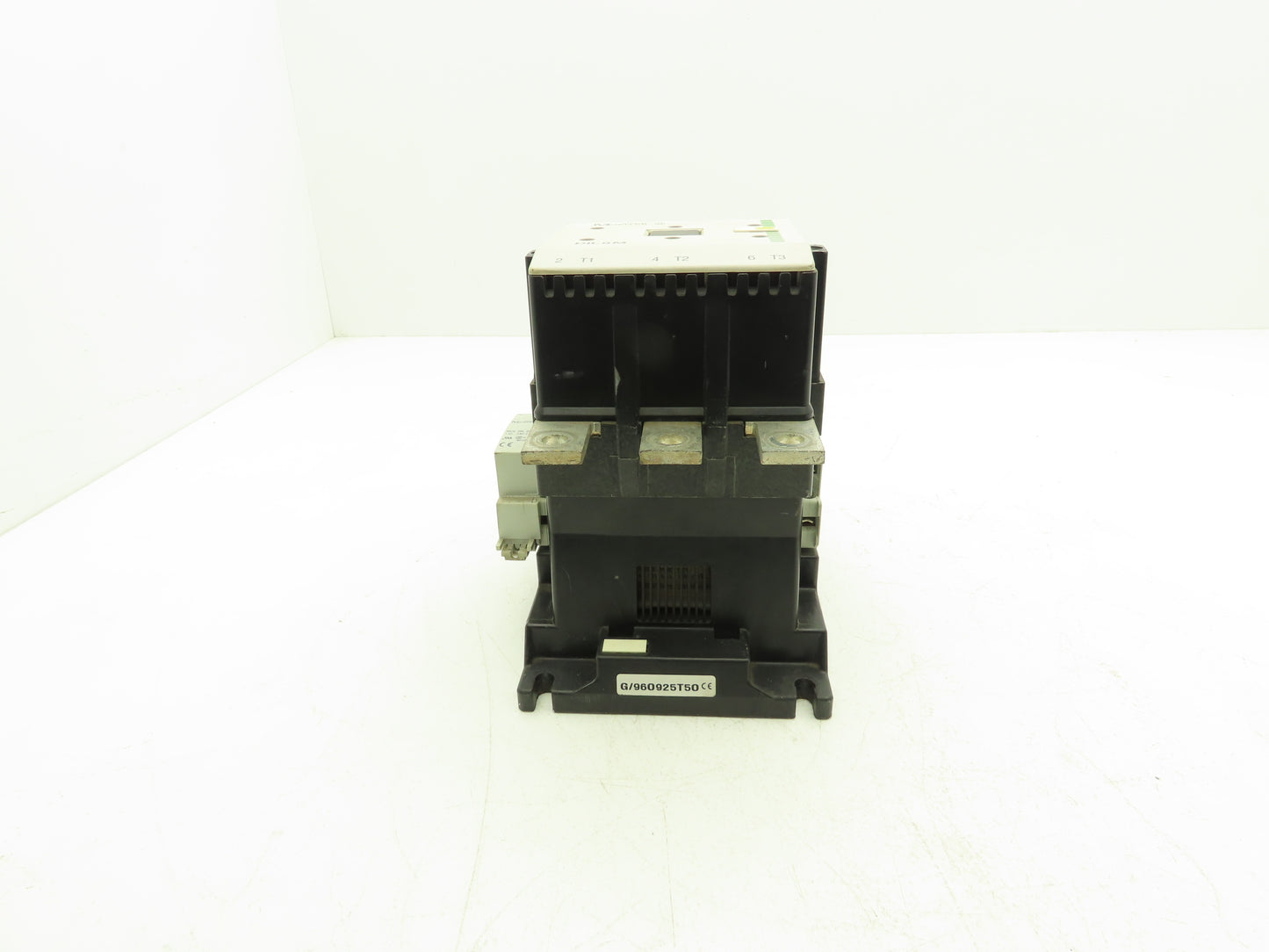 Moeller DIL8M AC Motor Starter Contactor 250Hp 600V 3Ph 240V Coil