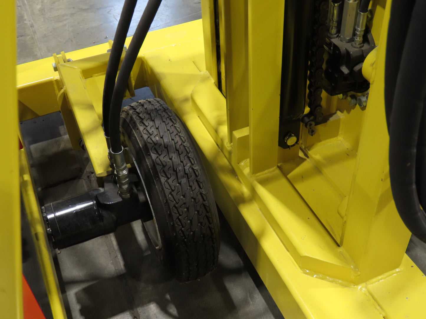 PWI 4K72R Mobile Frame Chassis Rotator RV Trailer Hydraulic 230/480V 3Ph 4000lbs