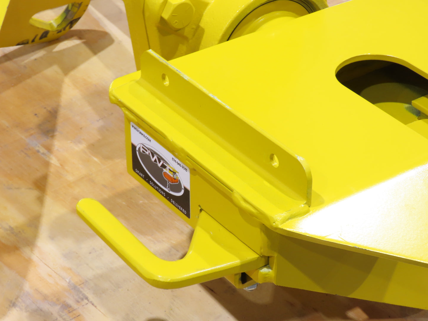 PWI 4K72R Mobile Frame Chassis Rotator RV Trailer Hydraulic 230/480V 3Ph 4000lbs