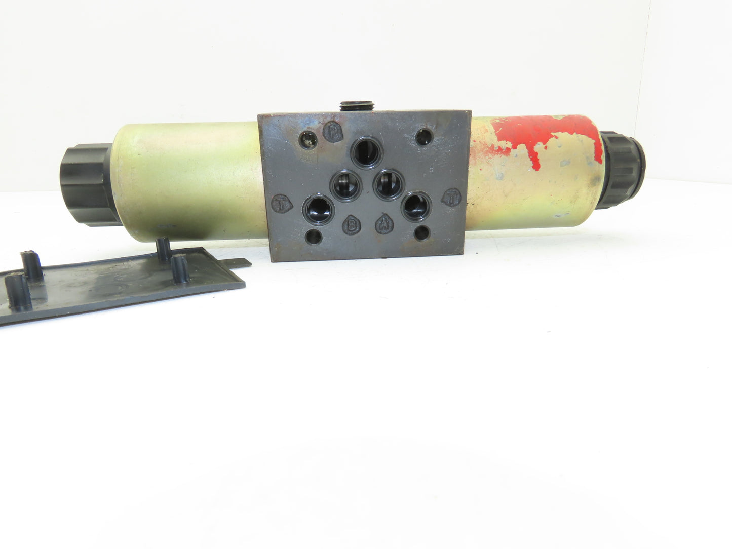 Parker D3W4CNYCS456 30 Hydraulic Directional Control Solenoid Valve 120VAC .30A