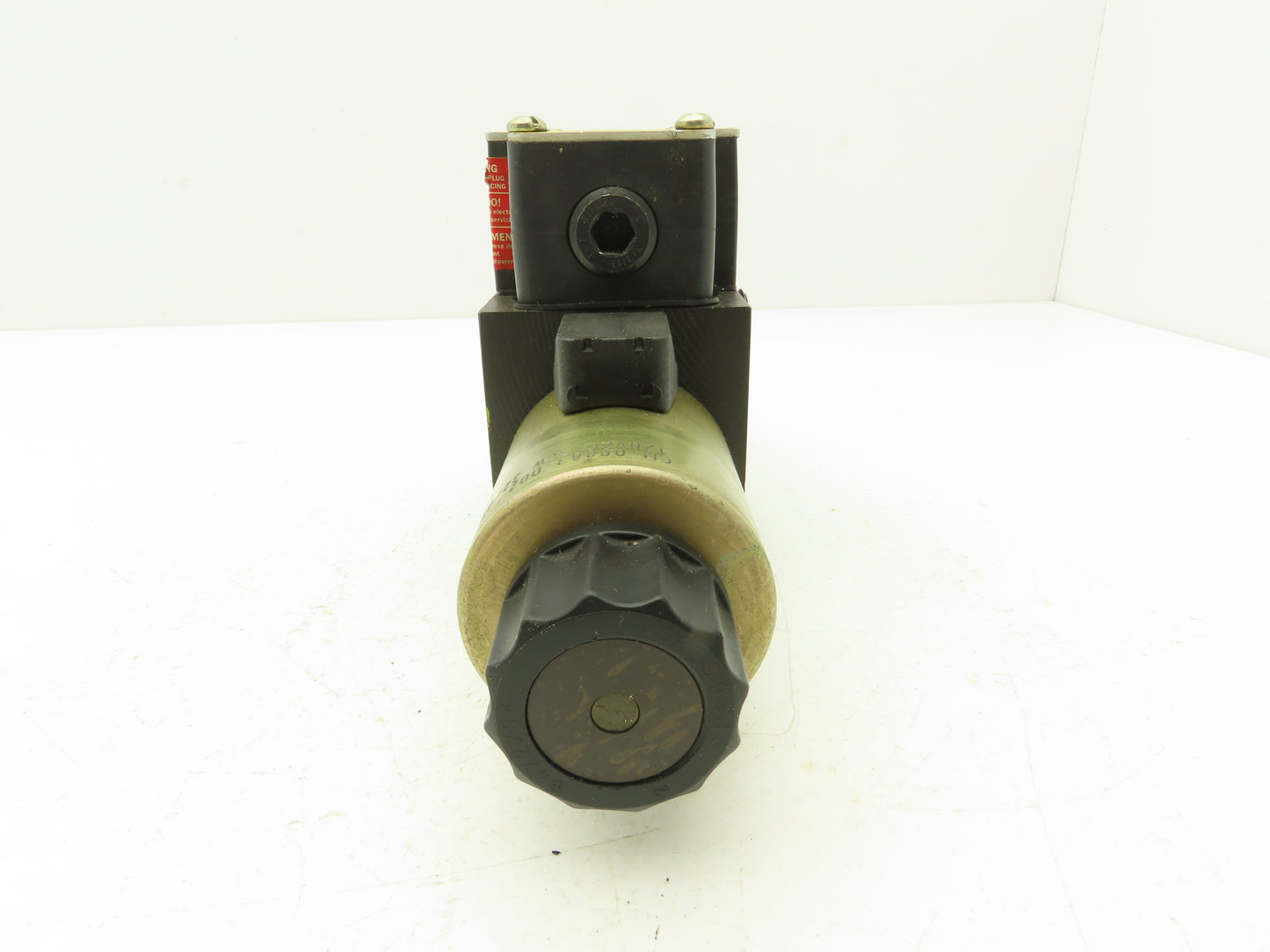 Parker D3W4CNYCS456 30 Hydraulic Directional Control Solenoid Valve 120VAC .30A