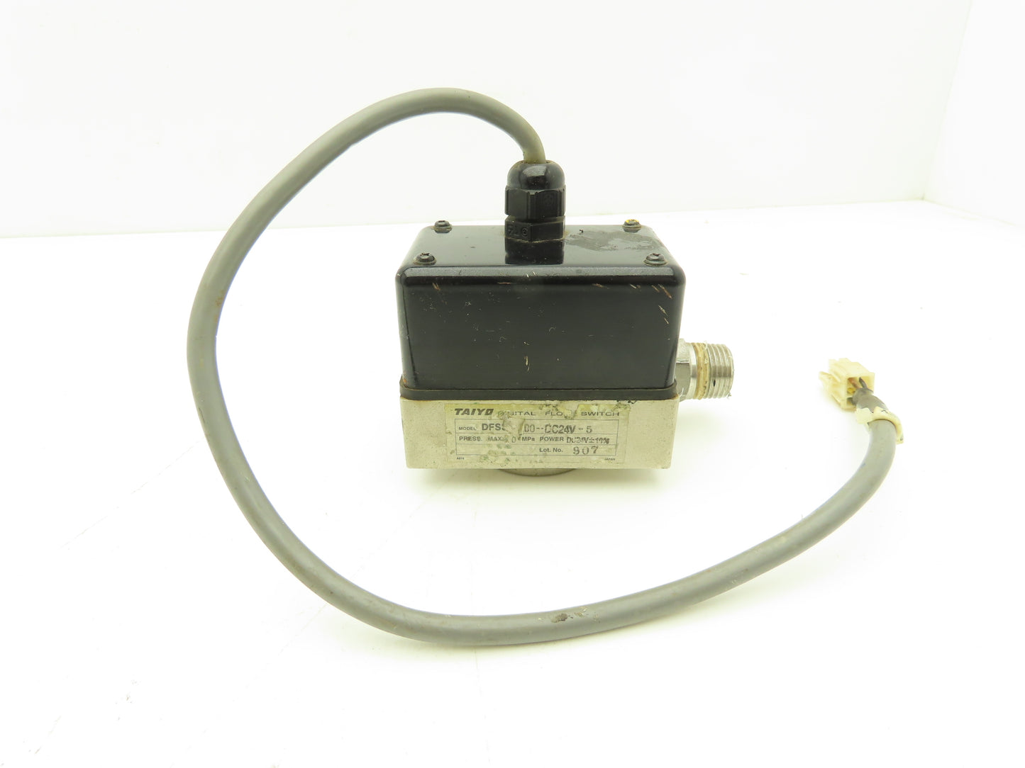 Taiyo DFS3-1200-DC24V-5 Digital Flow Switch 3/8" NPT 1MPa 24VDC