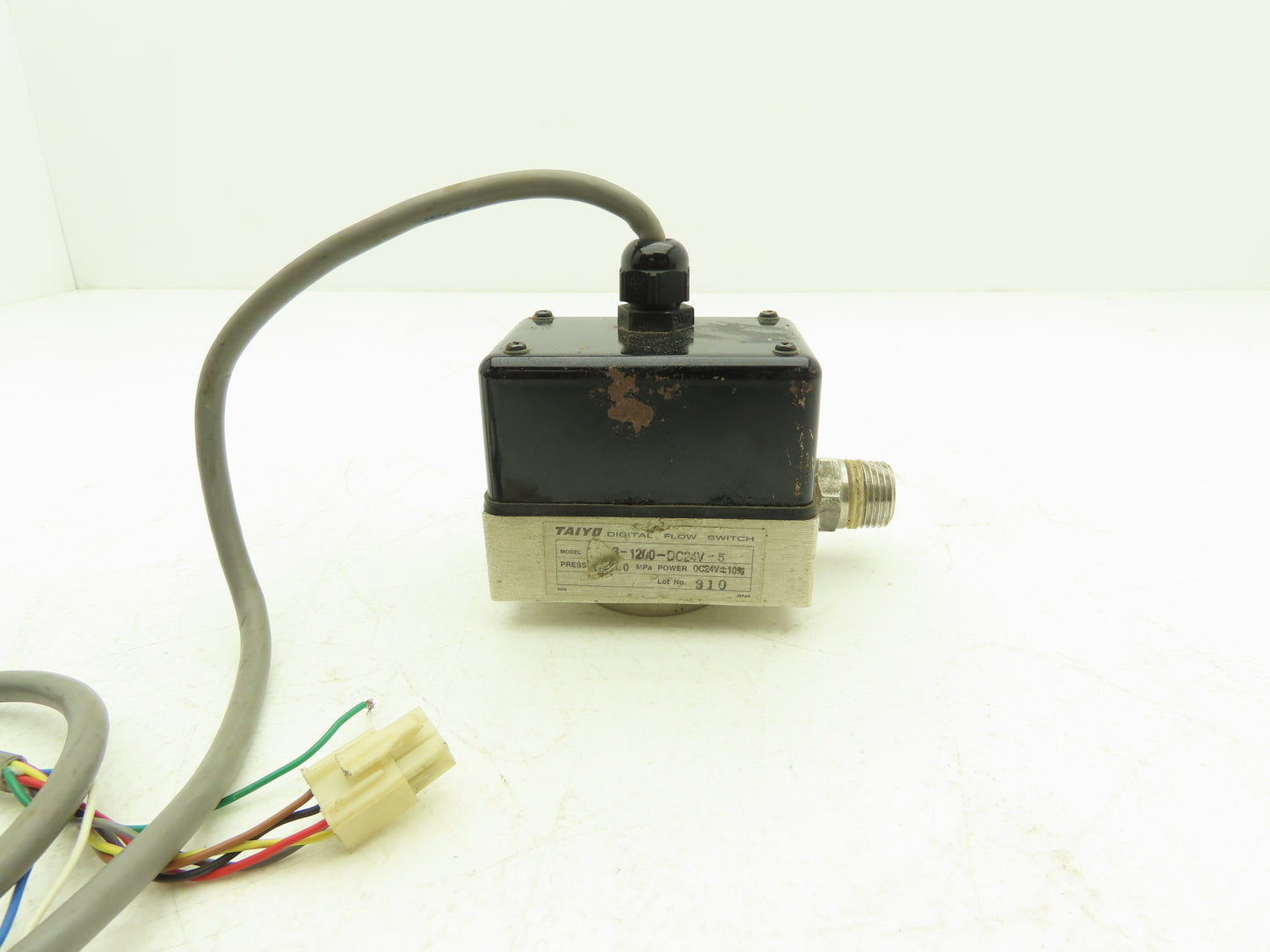 Taiyo DFS3-1200-DC24V-5 Digital Flow Switch 3/8" NPT 1MPa 24VDC *Read
