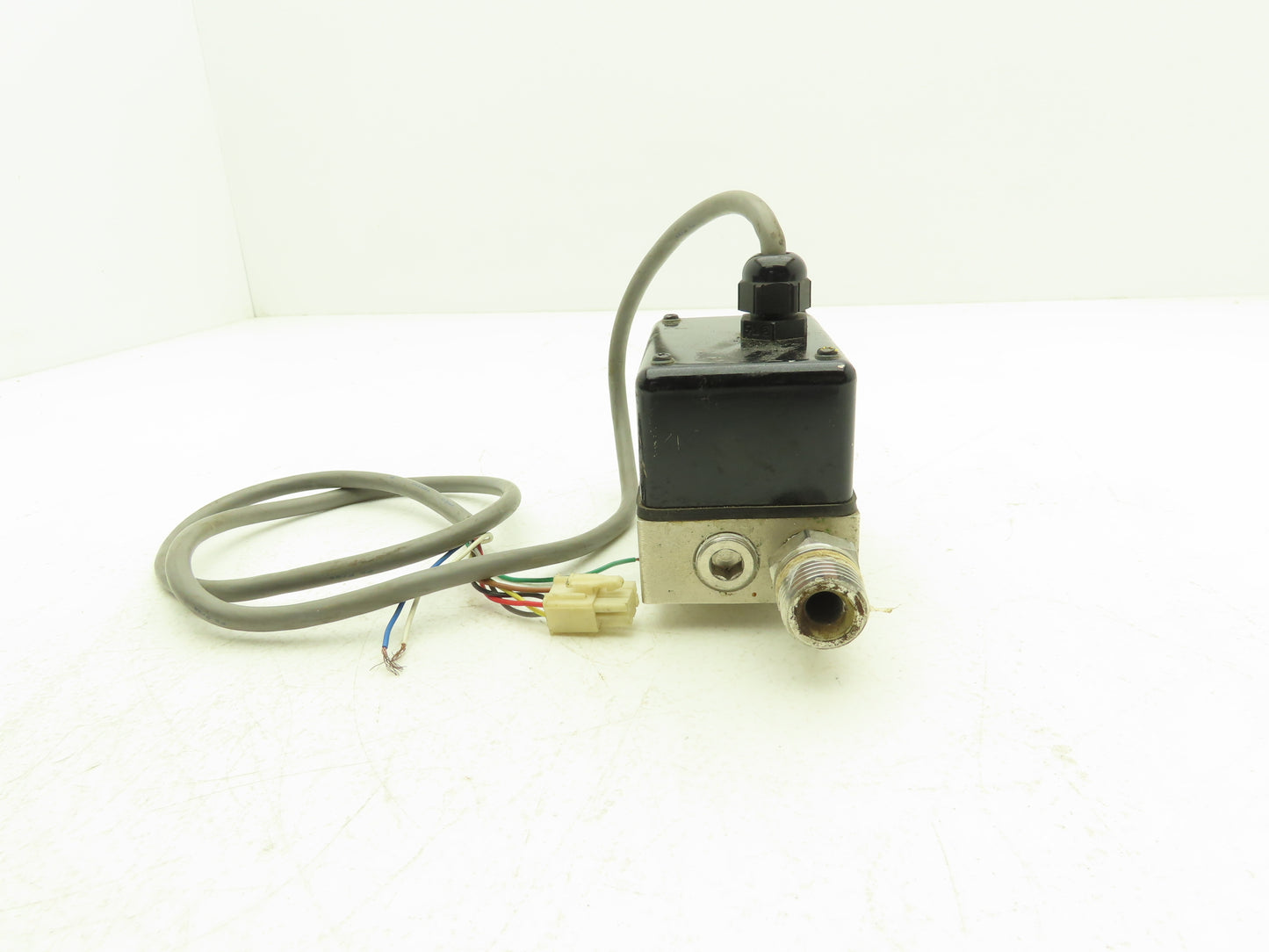 Taiyo DFS3-1200-DC24V-5 Digital Flow Switch 3/8" NPT 1MPa 24VDC *Read