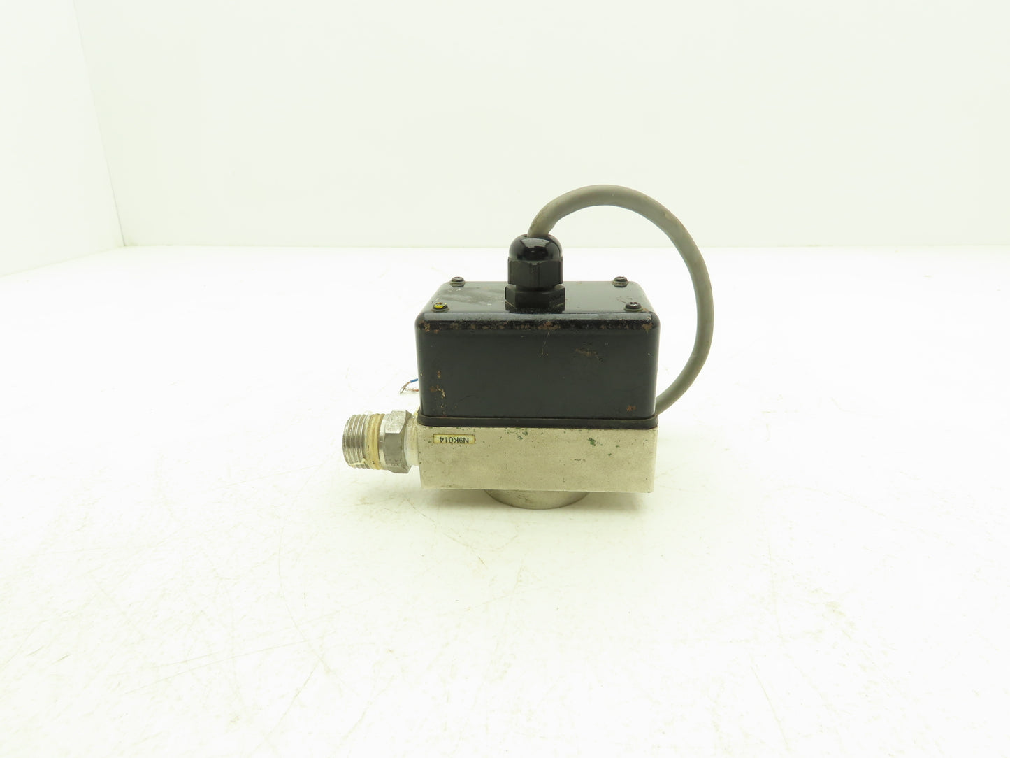 Taiyo DFS3-1200-DC24V-5 Digital Flow Switch 3/8" NPT 1MPa 24VDC *Read