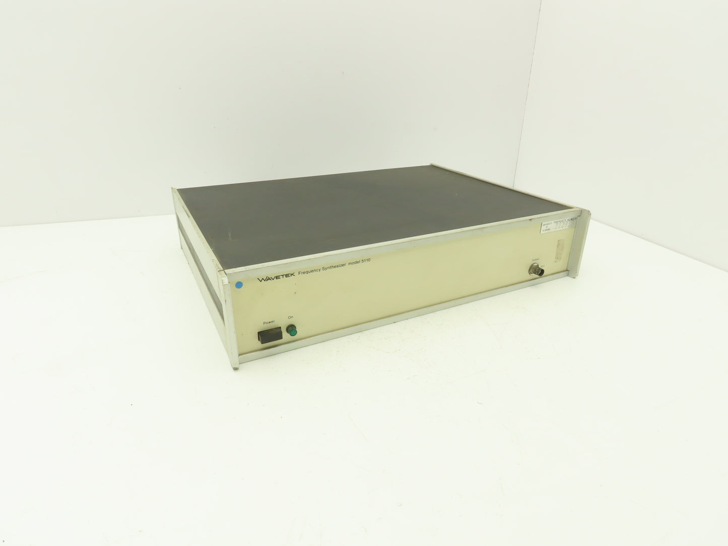 Wavetek 5110-01 Frequency Synthesizer 50 Ohm Output