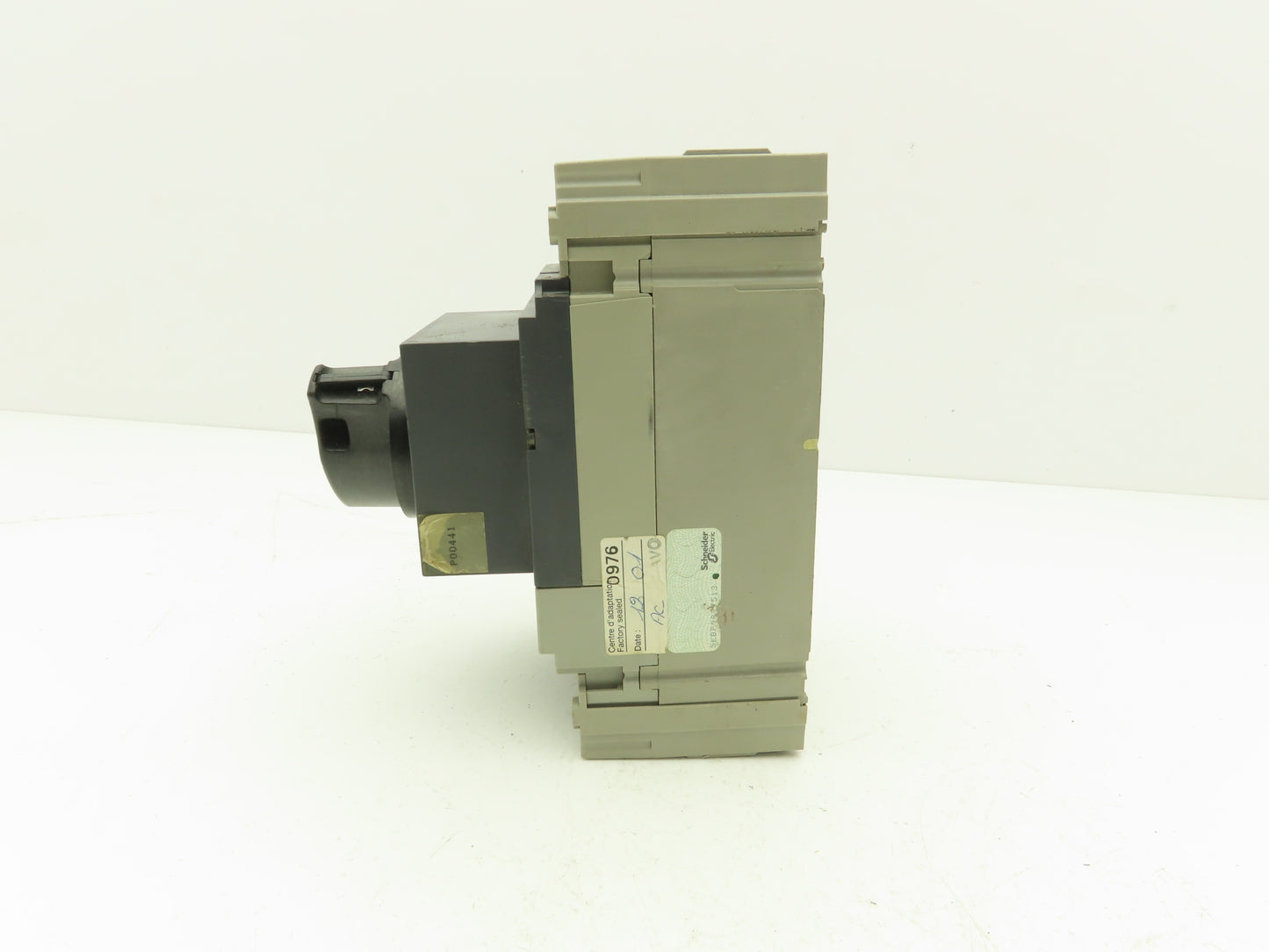 Schneider Electric TM150DP Circuit Breaker 150A 3-Pole 480V 3PH Rotary Knob