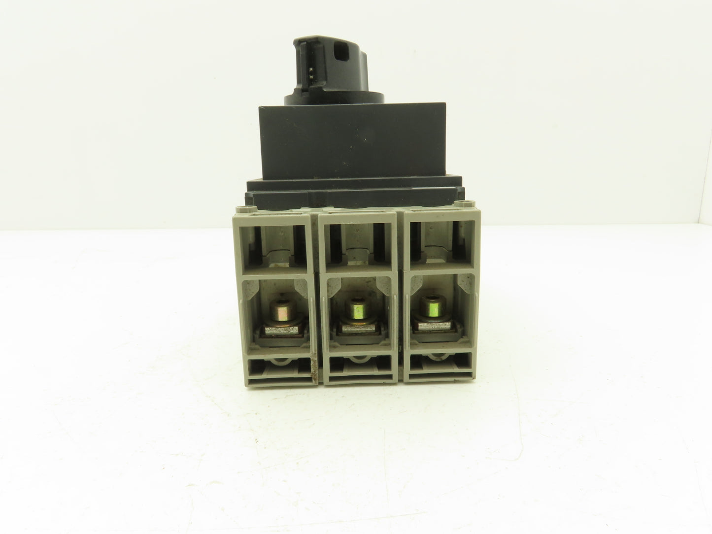 Schneider Electric TM150DP Circuit Breaker 150A 3-Pole 480V 3PH Rotary Knob