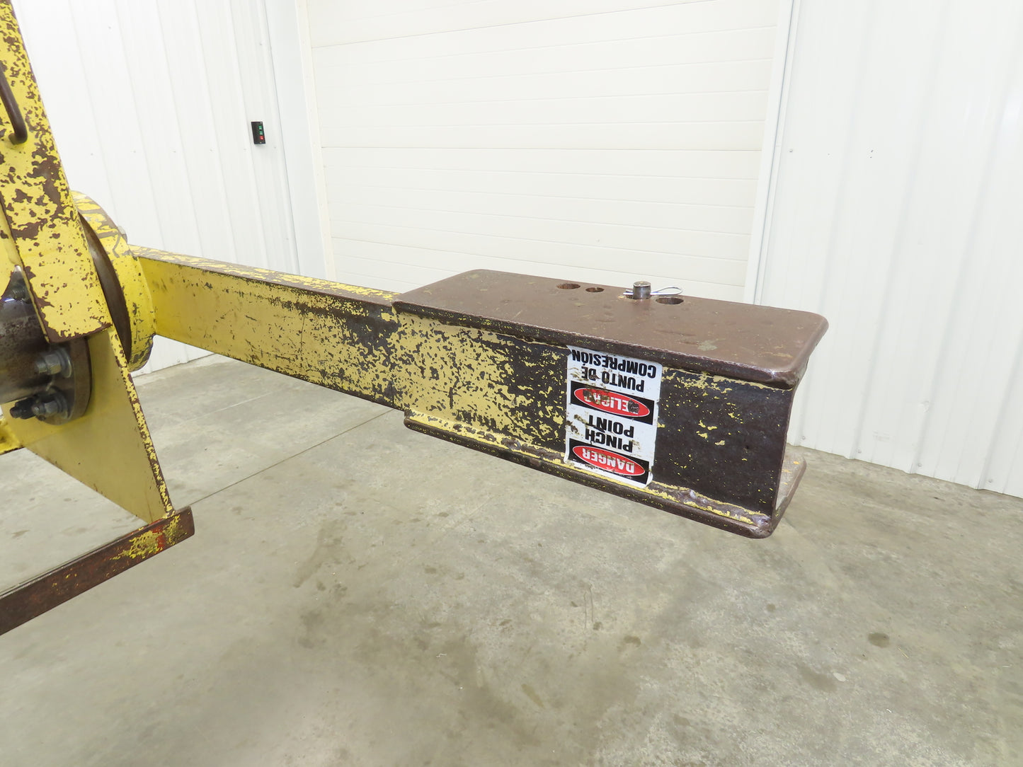 Hoosier Crane Frame Chassis Rotator RV Trailer Hydraulic 230/480V 3Ph 2000lbs