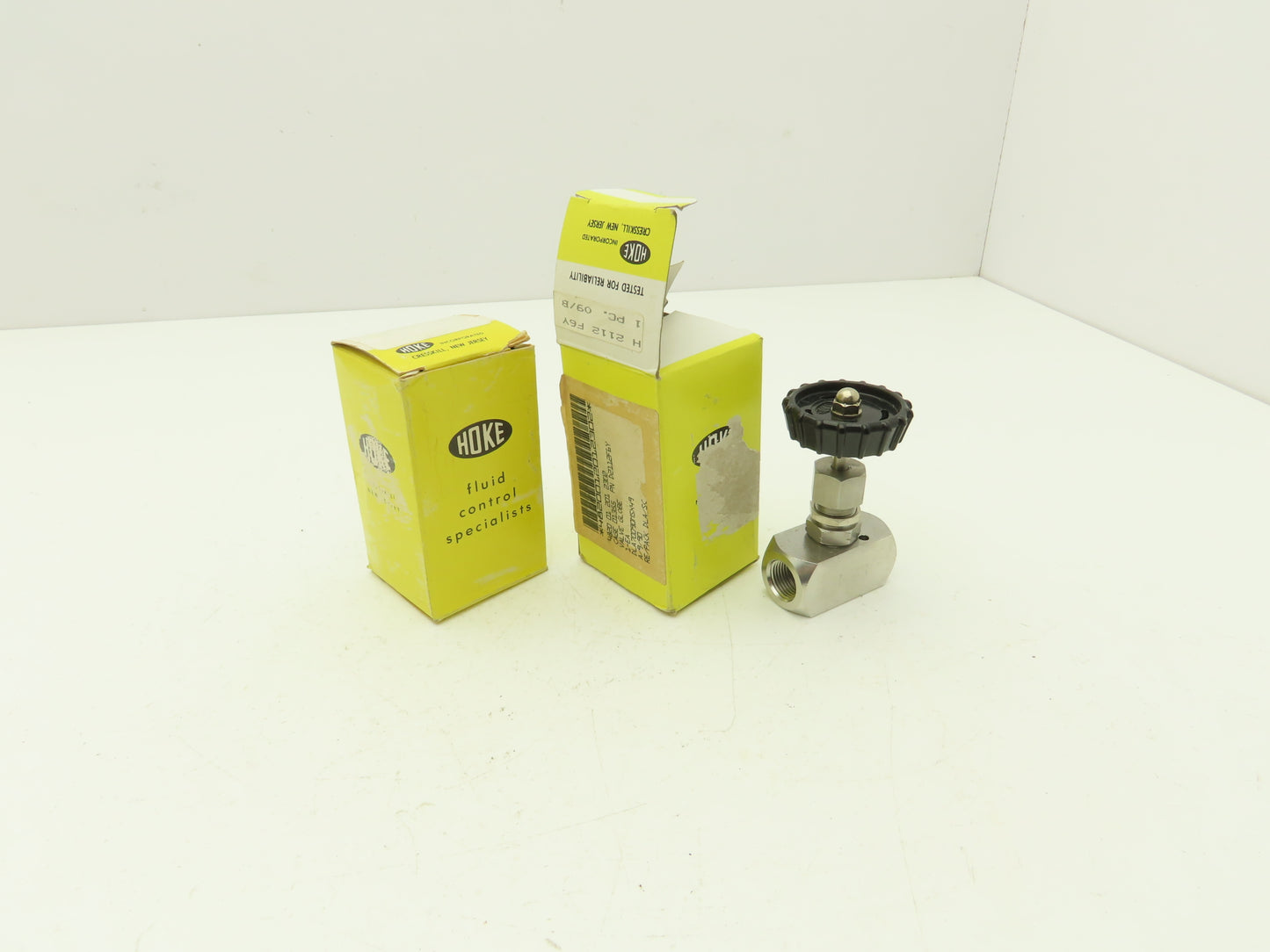 Hoke 2112 F6Y Hydraulic Needle Valve Bar Stock Screwed Bonnet 316 SS Lot of 2