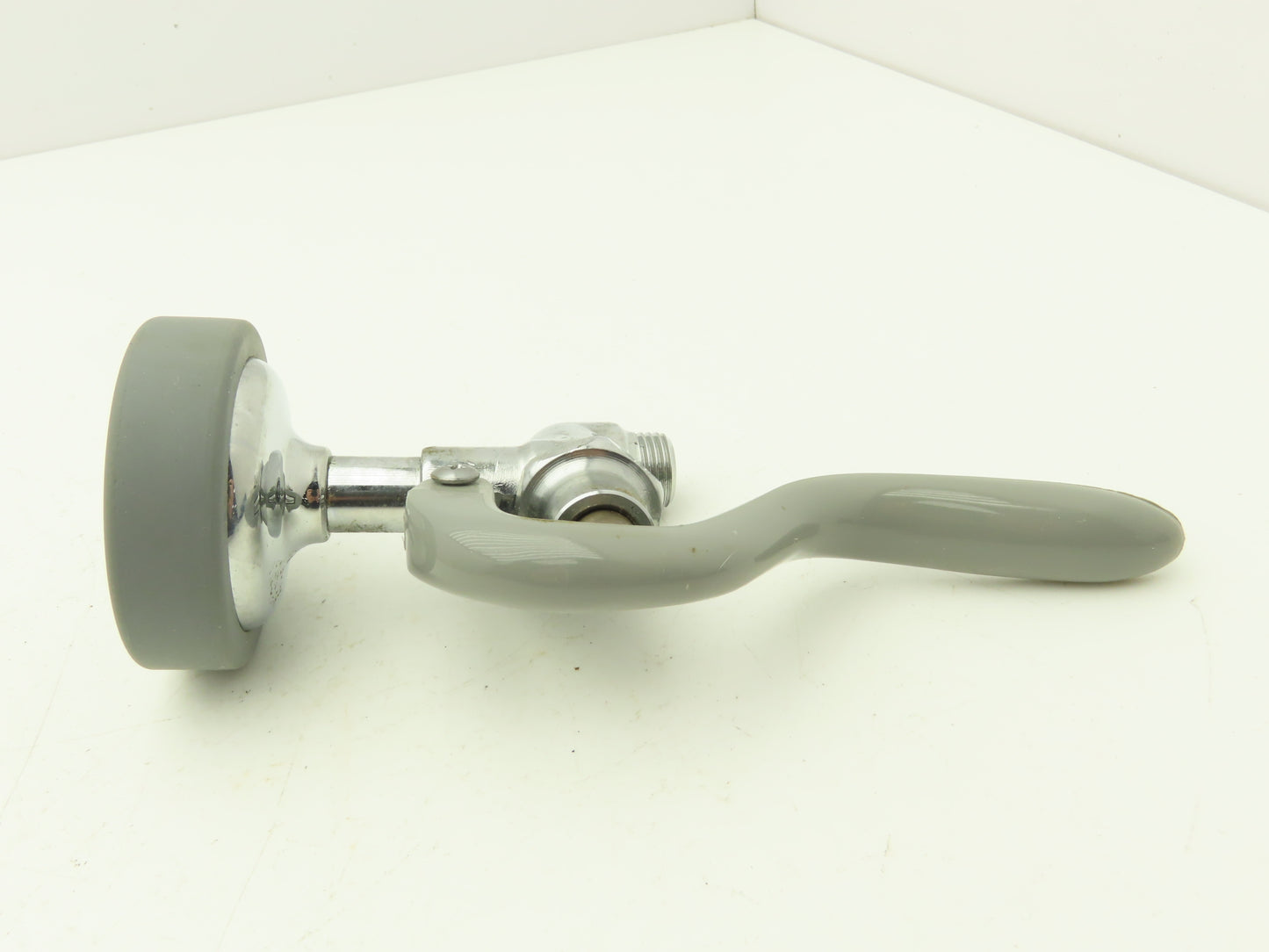 T&S B-107 Spray Valve W Grey Rubber Bumper DOE Spray Face 1.15 GPM @60PSI