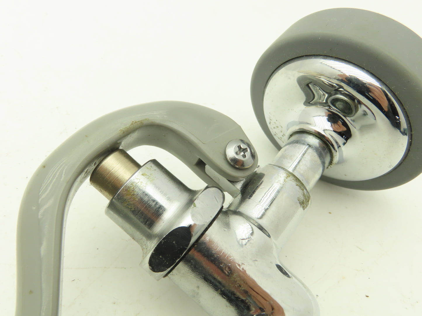 T&S B-107 Spray Valve W Grey Rubber Bumper DOE Spray Face 1.15 GPM @60PSI