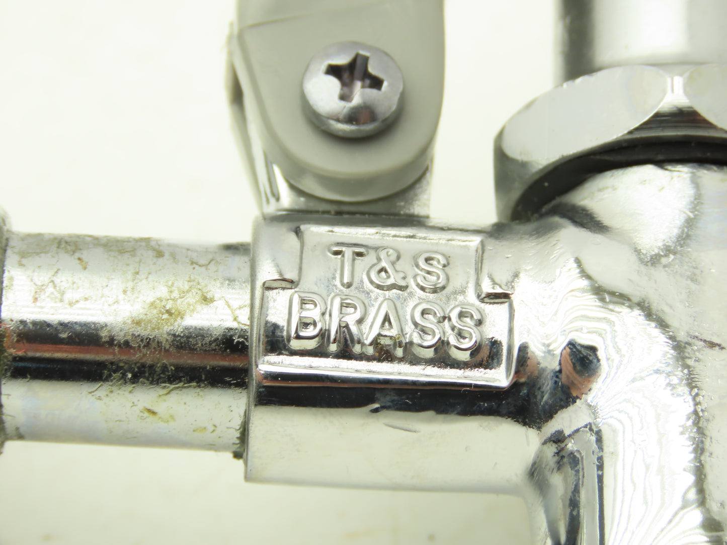 T&S B-107 Spray Valve W Grey Rubber Bumper DOE Spray Face 1.15 GPM @60PSI