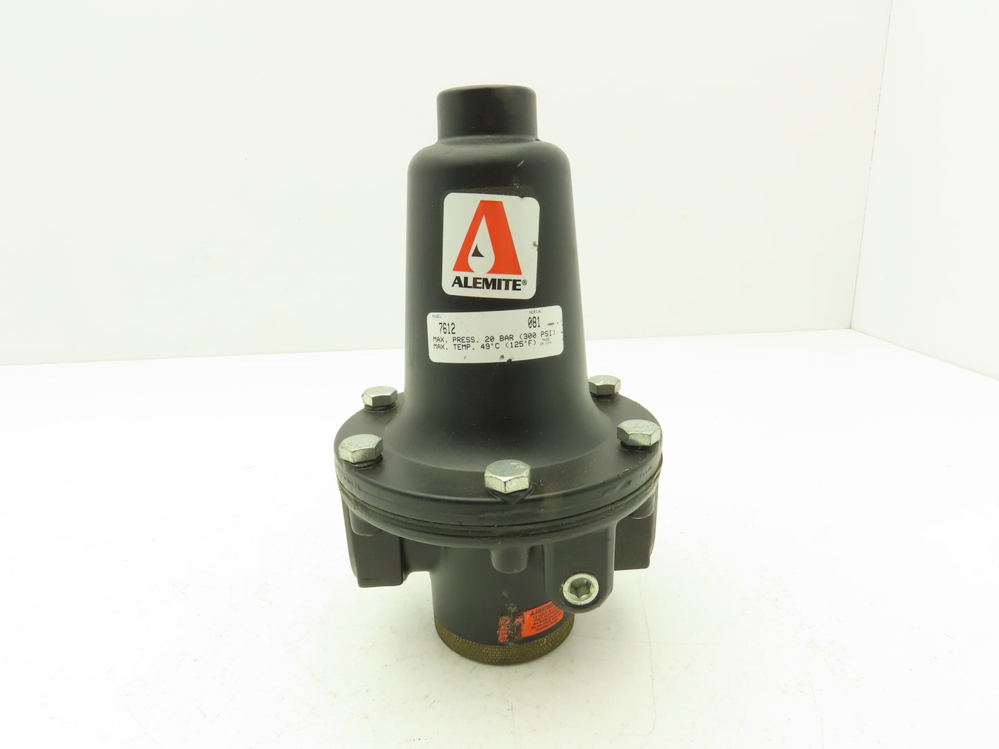 Alemite 7612 Air Pressure Regulator 3/4" NPTF 300PSI Missing T-Handle Control