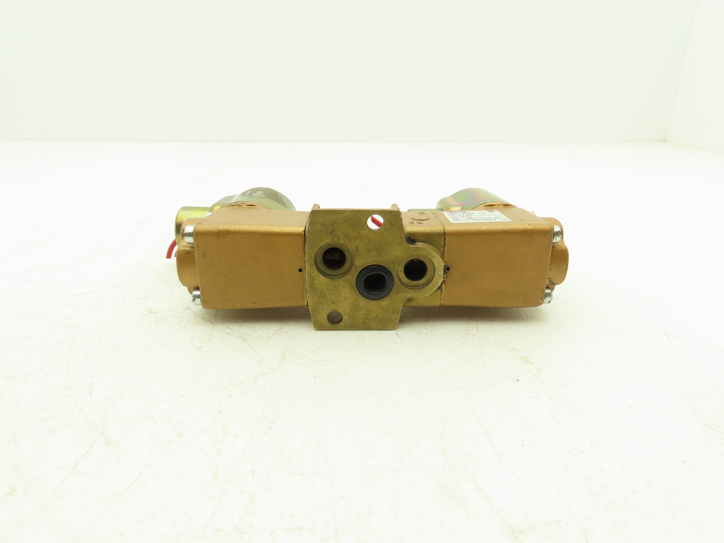 Versa VGG-3331-CA-U-15-A120 Pneumatic Double Solenoid Valve 3-Way 120V