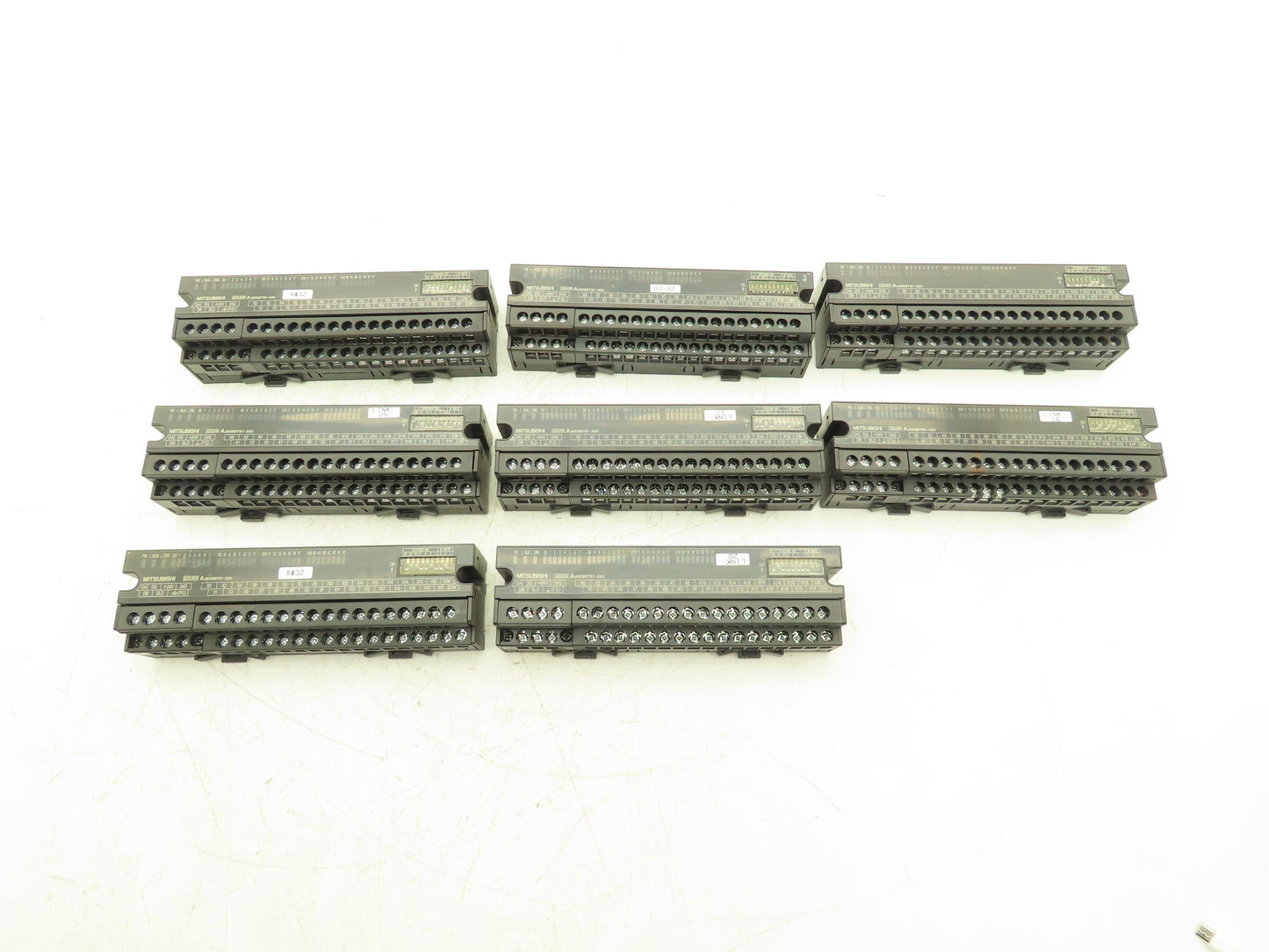 Mitsubishi Aj65SBTB1-32D Remote Digital Input 32 Point 24VDC MELSEC-A Lot of 8