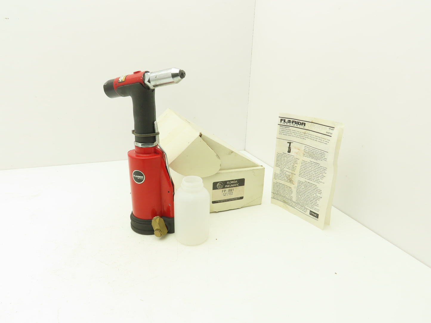 FP Florida Pneumatic FP-891 Air Rivet Gun 3/16" Riveter Hammer