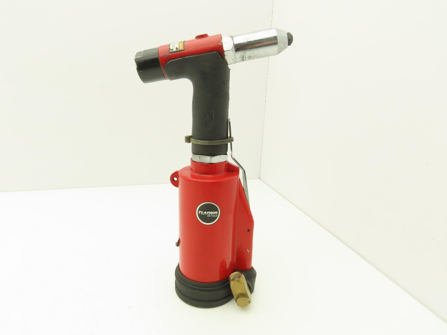 FP Florida Pneumatic FP-891 Air Rivet Gun 3/16" Riveter Hammer