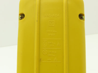 Telemecanique XAC-A04  4-Station Pushbutton Control Pendant Enclosure Empty 500V