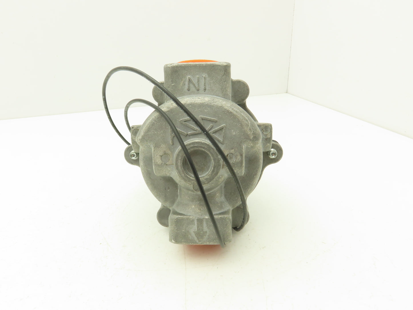 Asco Redhat 8215B50VM Solenoid Valve 2 Way Vacuum 10-3 NC 110/120VAC 1"NPT
