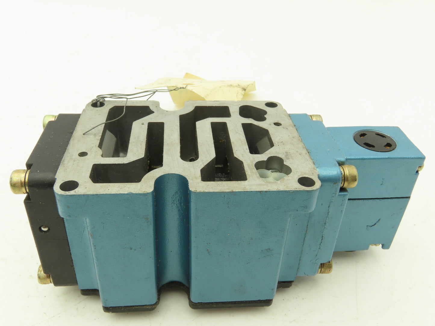 MAC 6511B-000-PM-111DA Pneumatic Solenoid Valve Single Acting 120VAC 50/60Hz