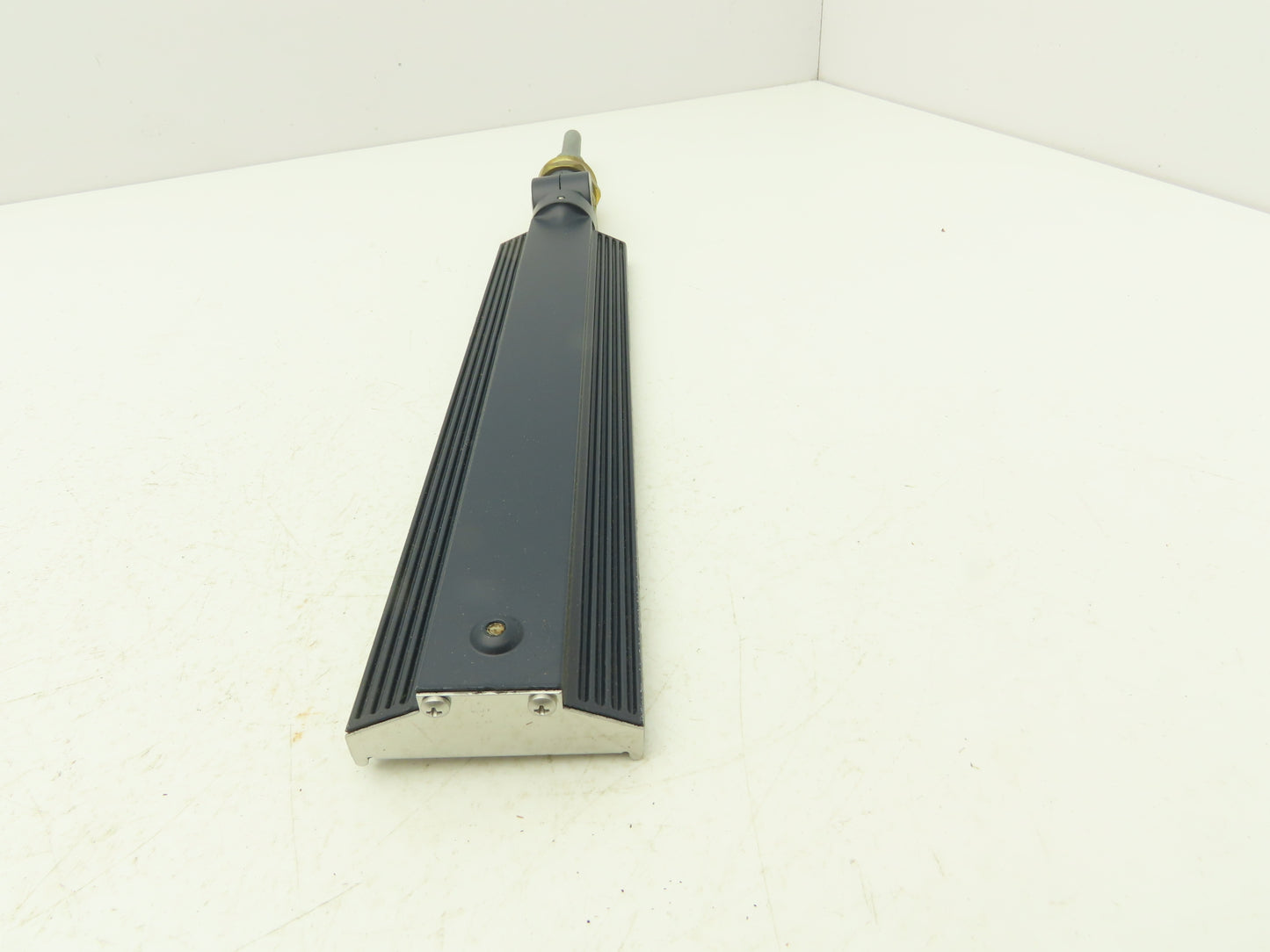 Trerice BX91403-1/2 Thermometer 0-100°F 9"Scale 3.5"Adj Stem A00502WWG  Lot of 2