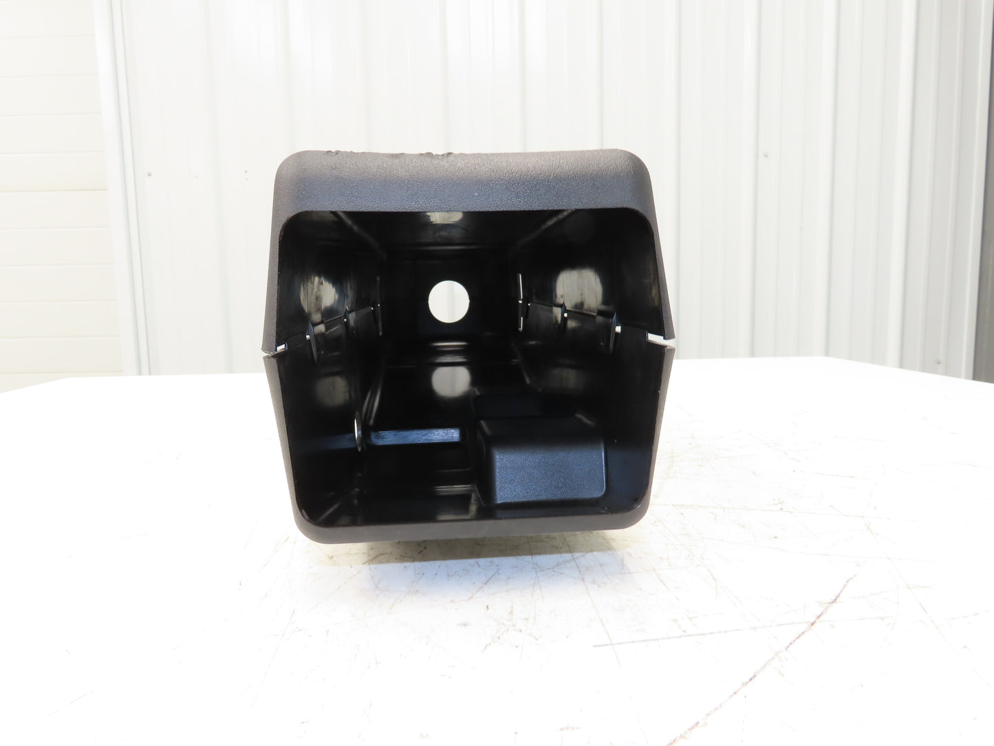 Yale Electric Forklift Steering Column Shroud Cover Off ERC100HHN48TV096