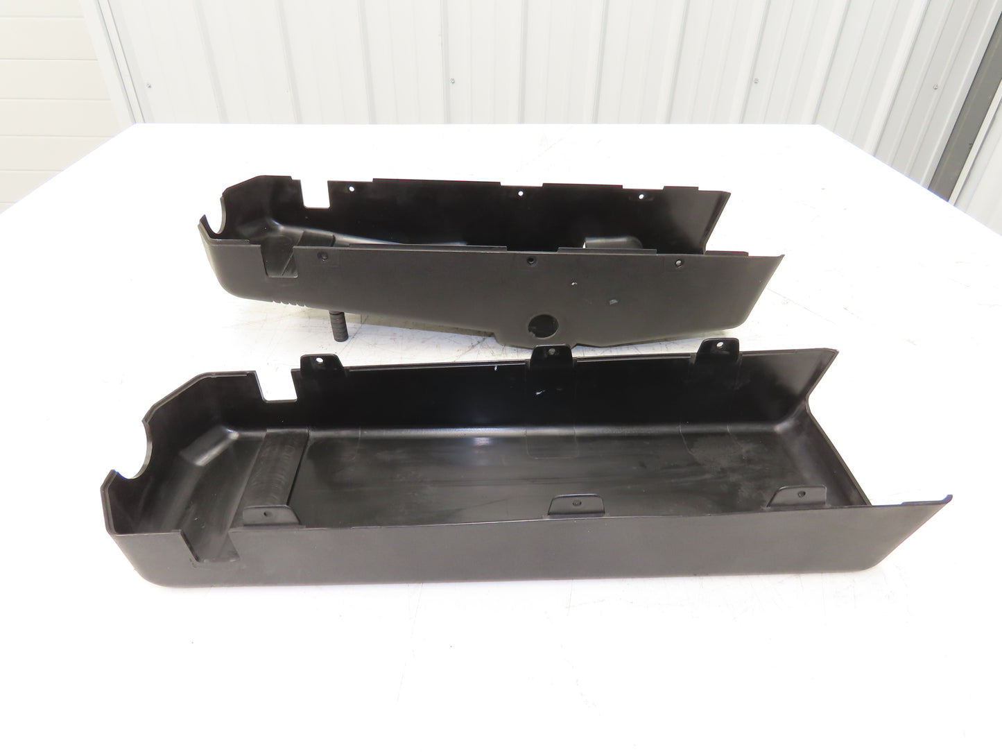 Yale Electric Forklift Steering Column Shroud Cover Off ERC100HHN48TV096