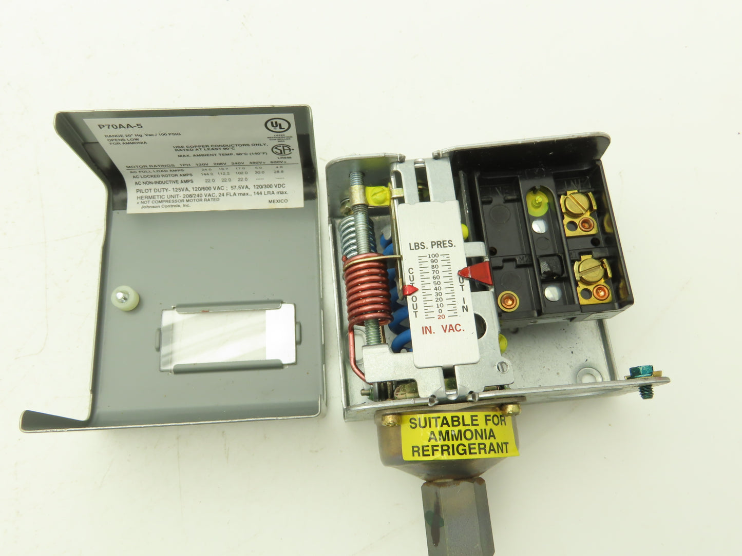 Johnson Controls P70AA-5C Open Low Pressure Control 20" HG 100 PSI 1/4" NPT