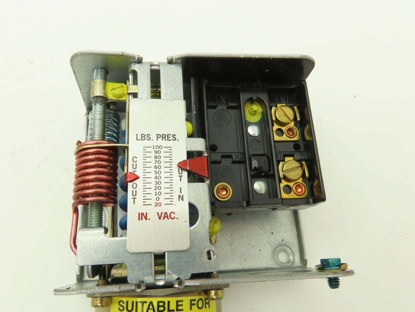 Johnson Controls P70AA-5C Open Low Pressure Control 20" HG 100 PSI 1/4" NPT