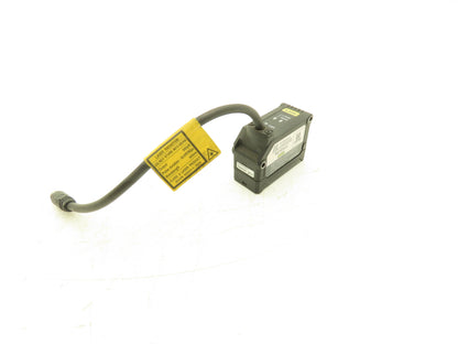 Keyence IL-S100 CMOS Multi-Function Analog Laser Sensor 75 to 130 mm Range