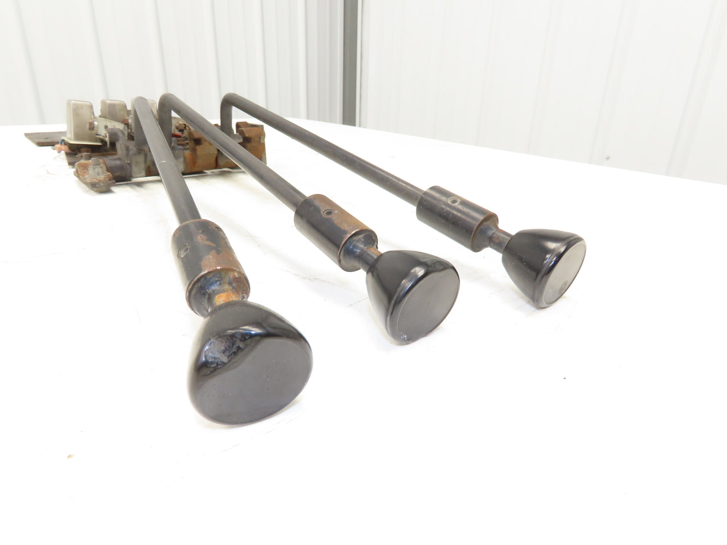 Yale Forklift Three Lever Control With Lift Tilt Shift Off ERC100HHN48TV096