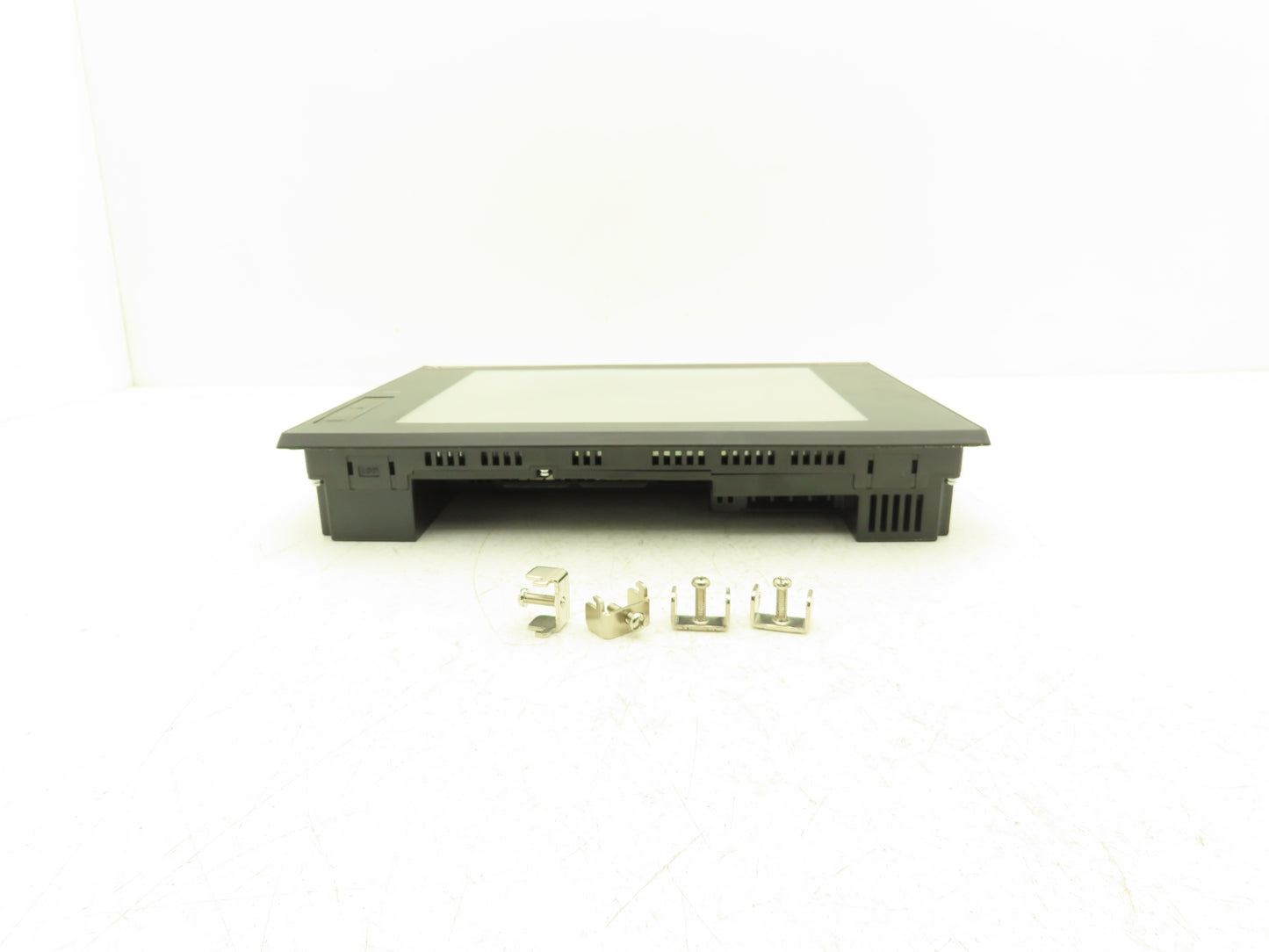 Mitsubishi GT2510-VTBD 10.4" VGA Color Touch Panel 640x480p 24VDC TFT Color LCD