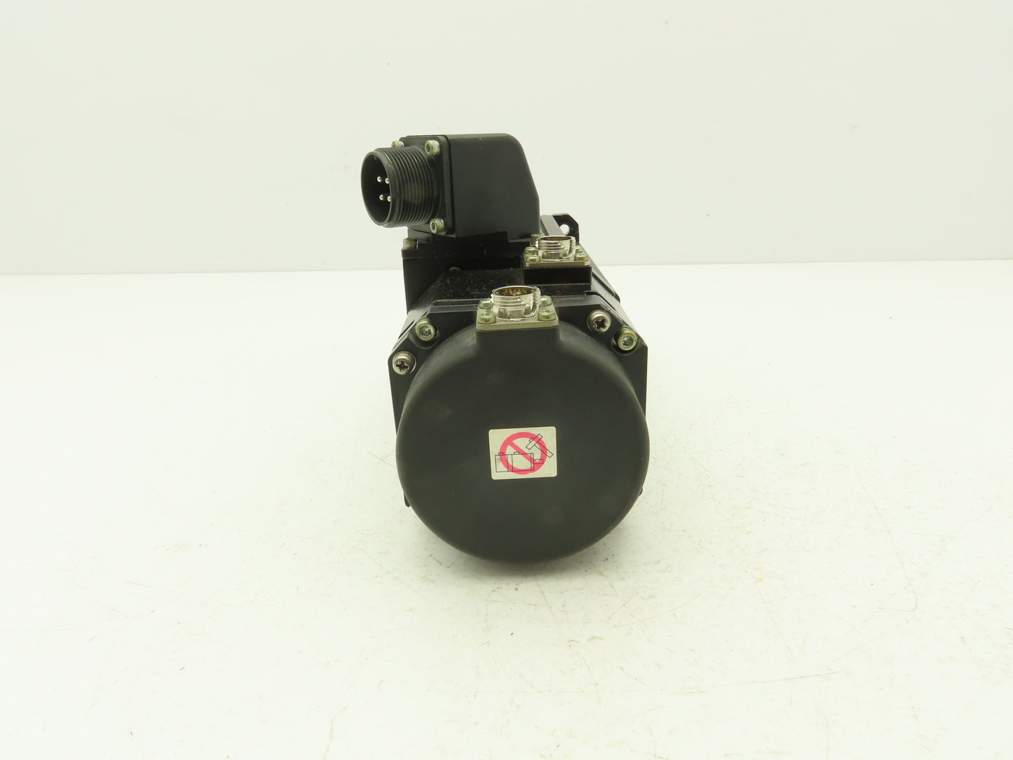 Mitsubishi HG-JR153B AC Servo Motor 1.5kw 102V 3PH 3000 RPM