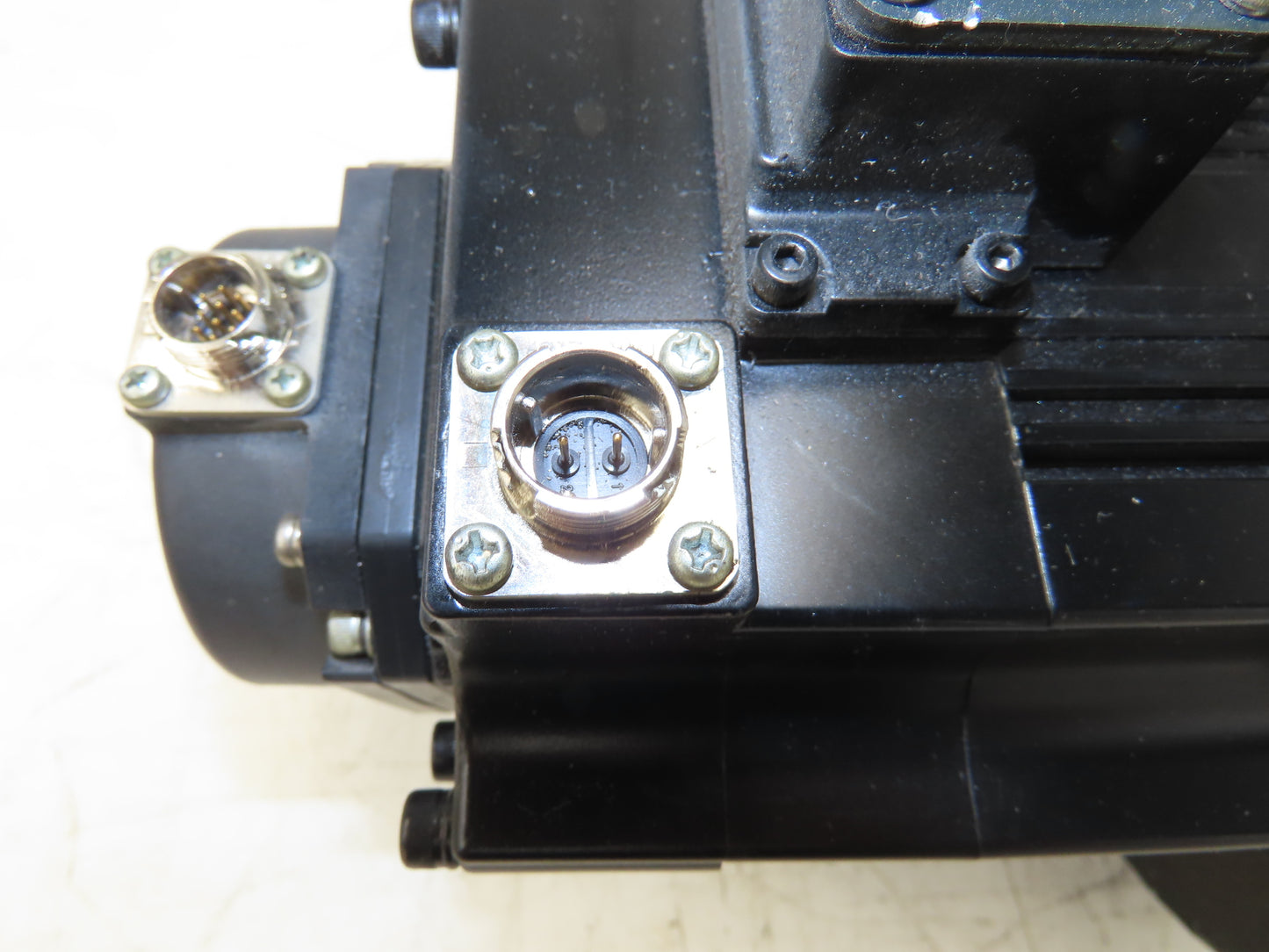 Mitsubishi HG-SR102BG1 AC Servo Gear Motor 1kw 3PH 29:1 Ratio Reducer 69 RPM