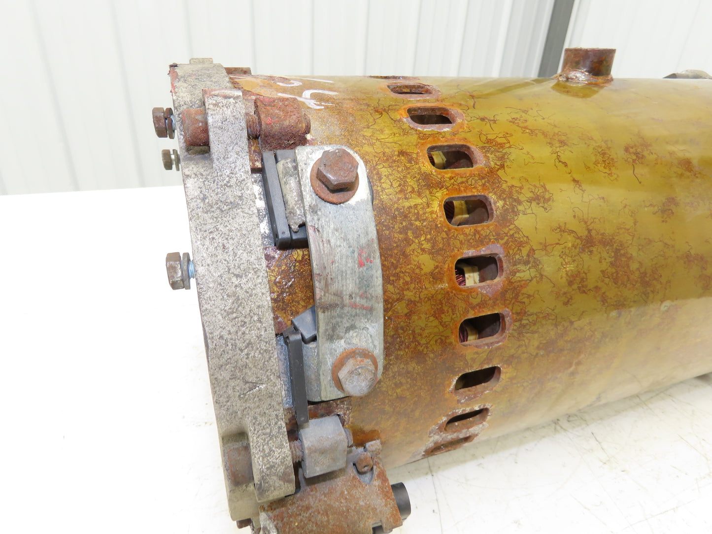 Yale TSW 160/4-250 Forklift Hydraulic Pump Motor 36/48V 23.6kW Off ERC100HHN
