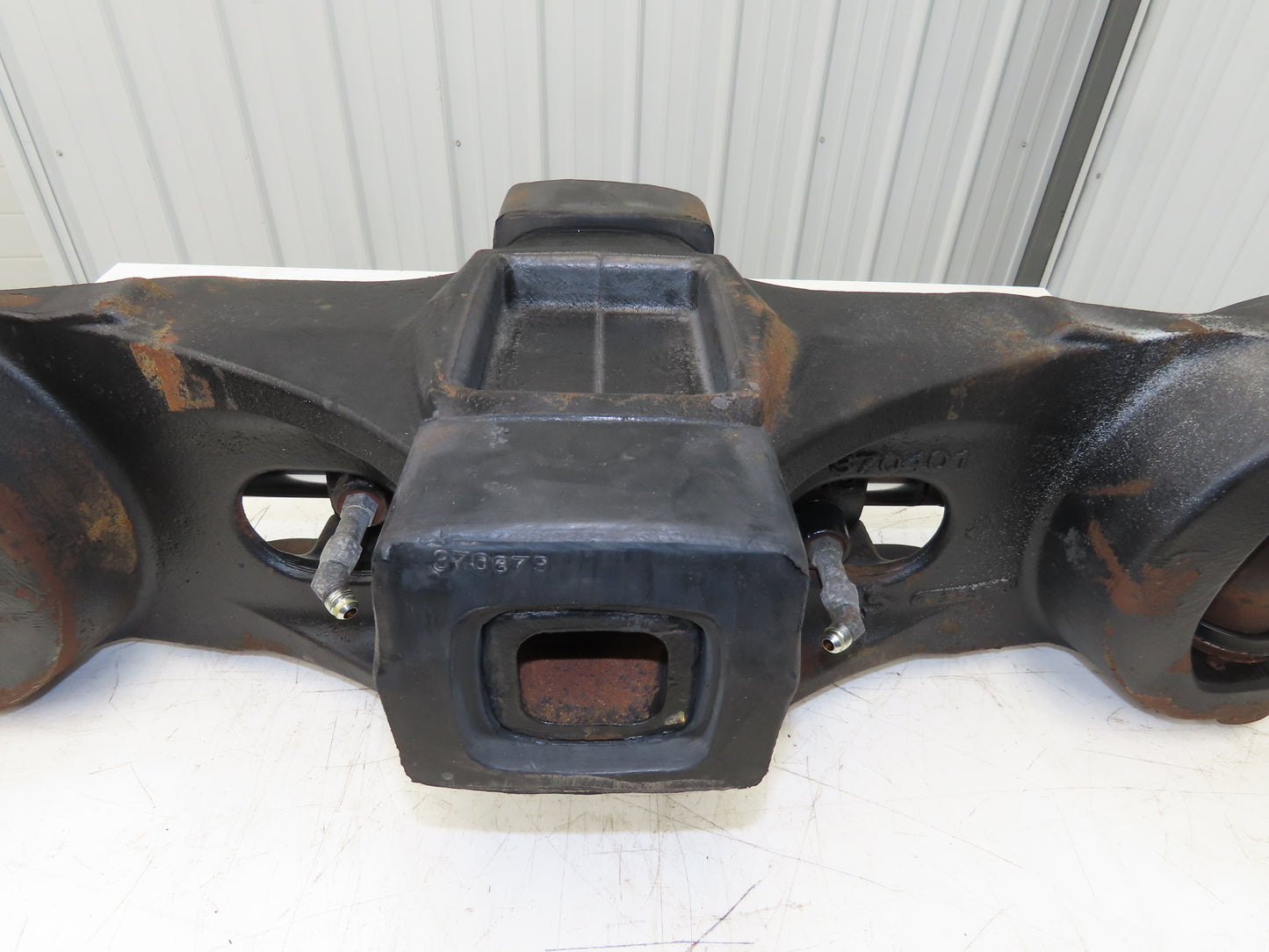 Yale Forklift Dual-Wheel Rear Axle Assembly Off ERC100HHN48TV096