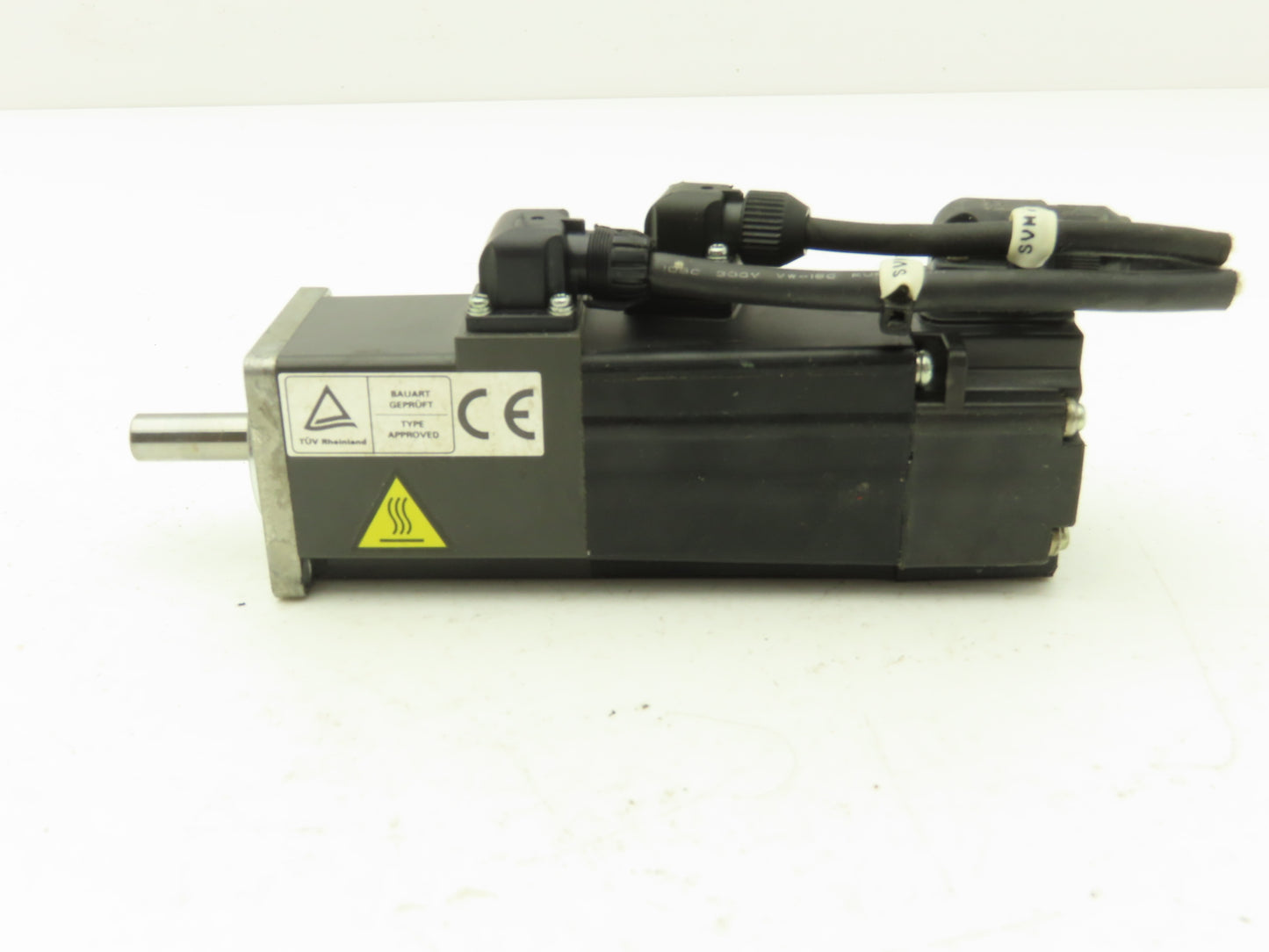 Mitsubishi HF-KP13B AC Servo Motor w/Brake 106V 3PH 100W 3000 RPM
