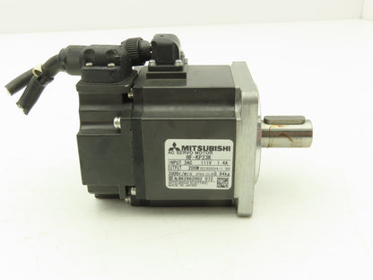 Mitsubishi HF-KP23K Servo Motor 111V 3PH 200W 3000 RPM Shaft 14mm